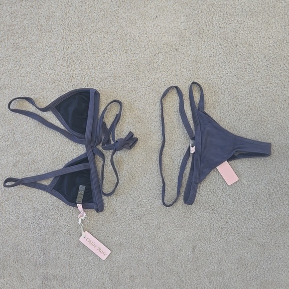 NWT Chloe Rose Revolve Birds Of Paradise Stone Gray Bikini Set XS - Picture 5 of 6